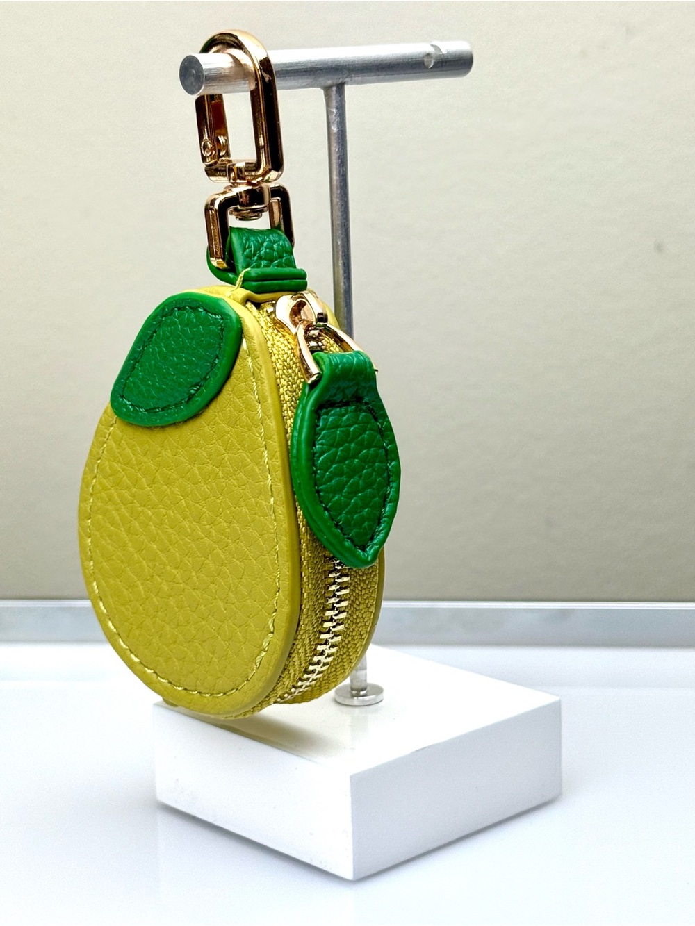 Pear Fruit Coin Pouch Keychain Micro Mini Bag Charm - Picture 4 of 10